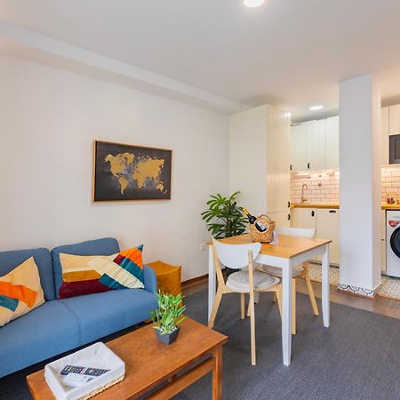Cosy Remodeled Apartment In The City Center Fundão Esterno foto