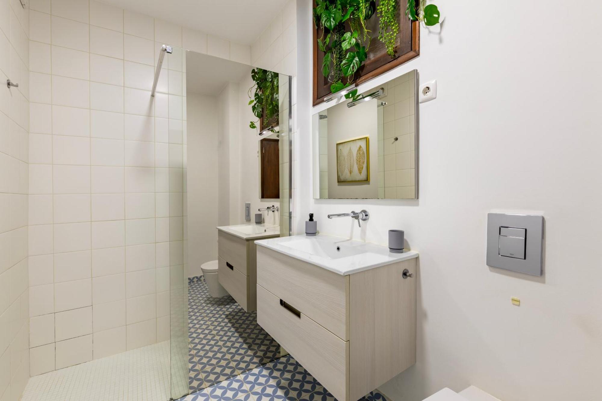 Cosy Remodeled Apartment In The City Center Fundão Esterno foto